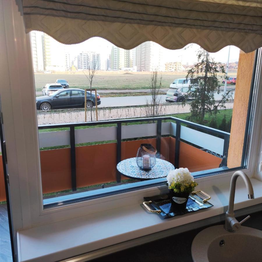 Cozy Studio Apartment Brasov Bagian luar foto